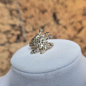 Elegant Gold and Silver Crystal Ring